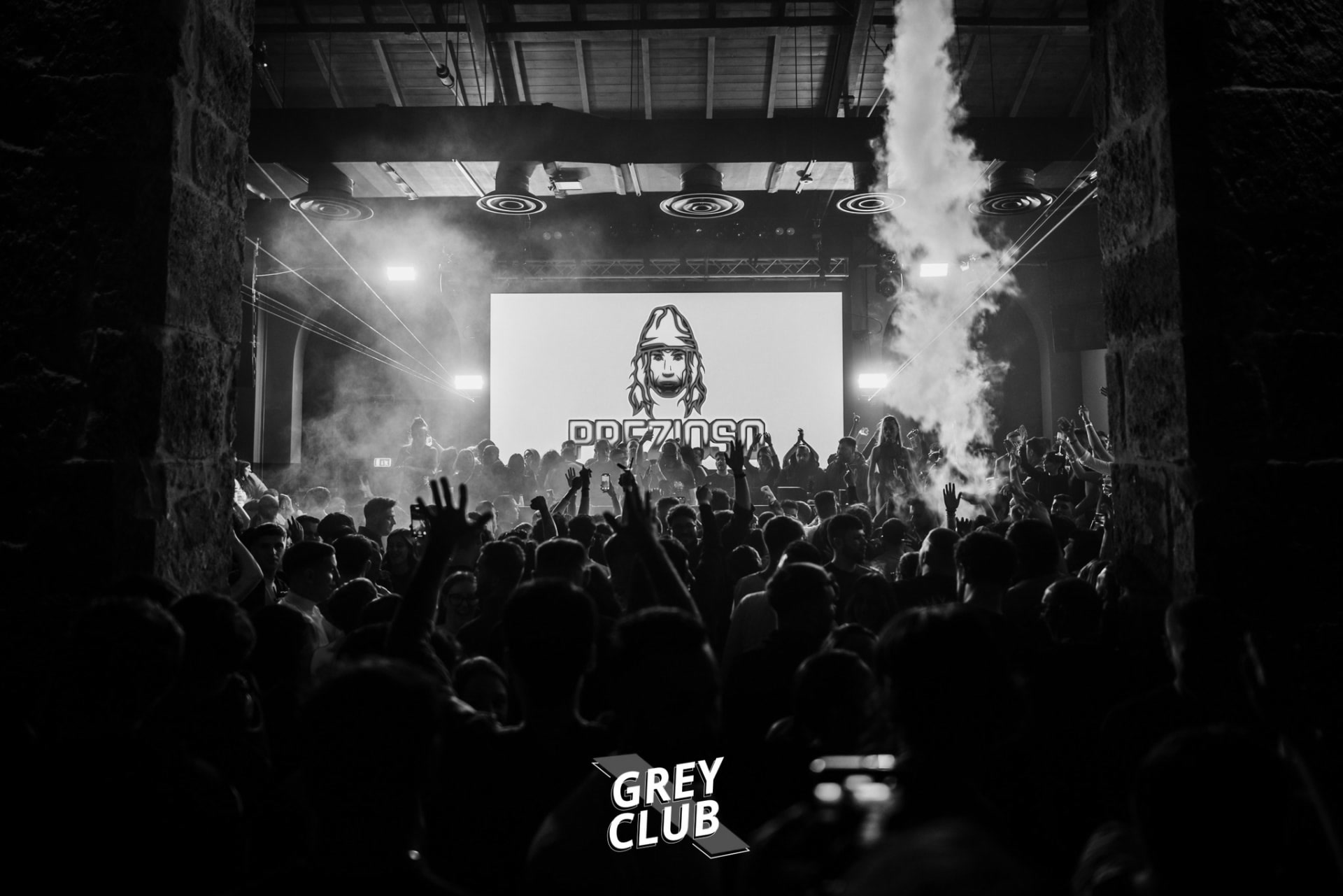 Palco del Grey Club durante uno show